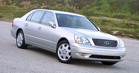 Lexus LS430        .